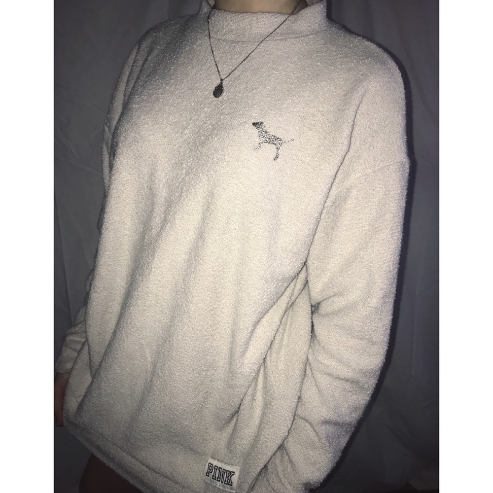 VS PINK- off-white pullover